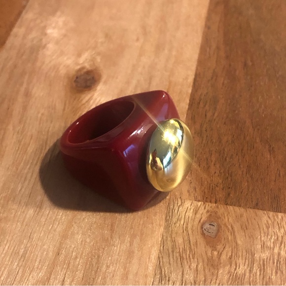 Acrylic Ring - Picture 2 of 9